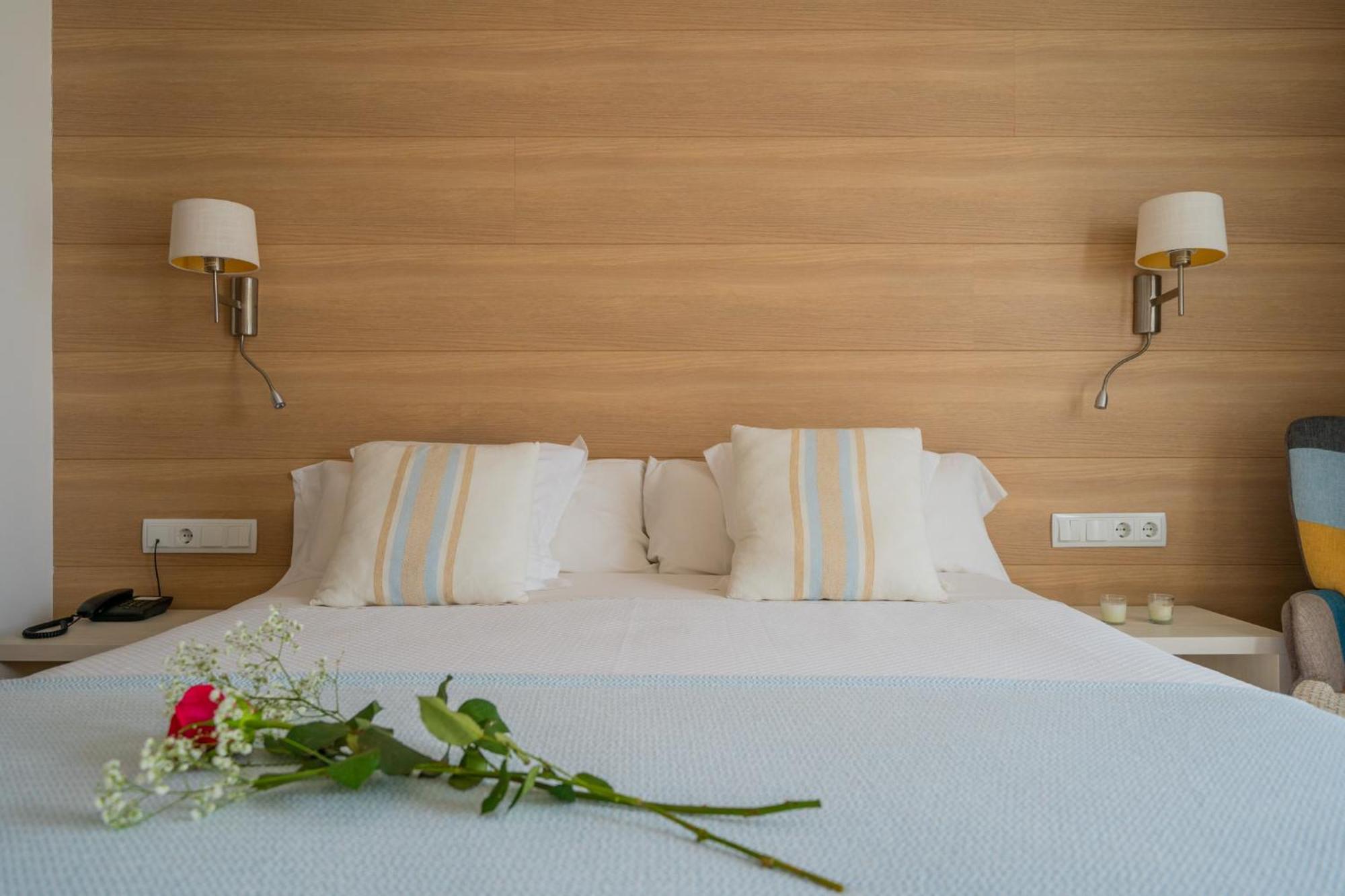 Hostal Menurka Ciutadella  Kültér fotó